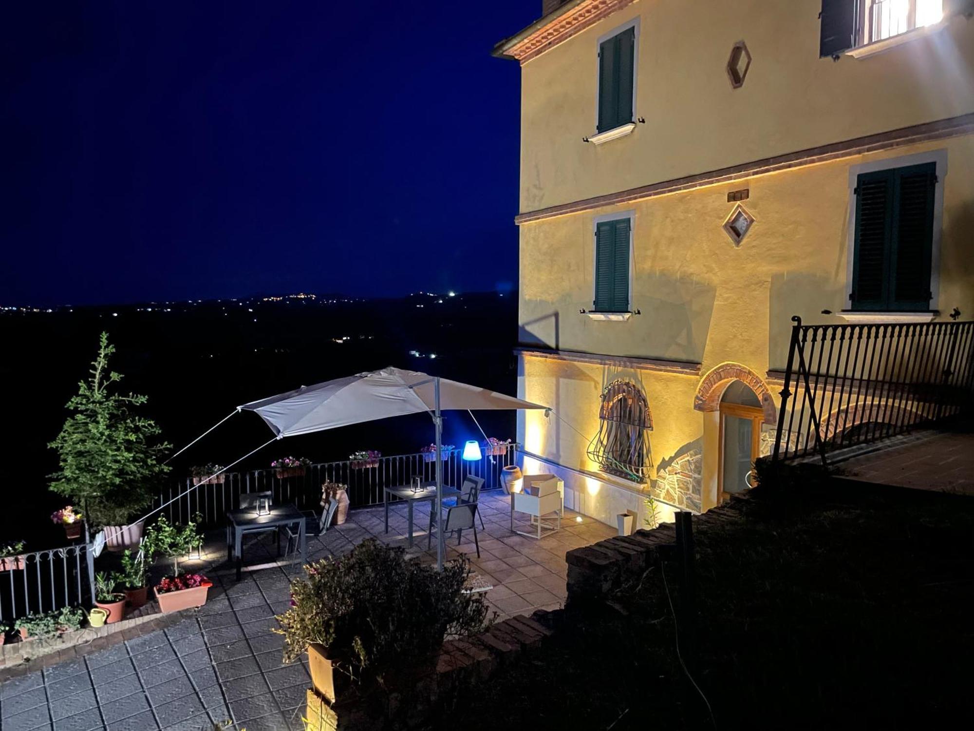 Resort Panoramico Canale Suite - Private Parking - Natural Park Сіналунґа Екстер'єр фото